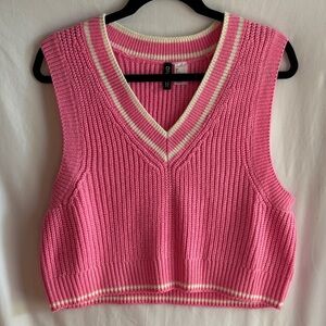 H&M Pink Knit Sweater Vest. Size Large